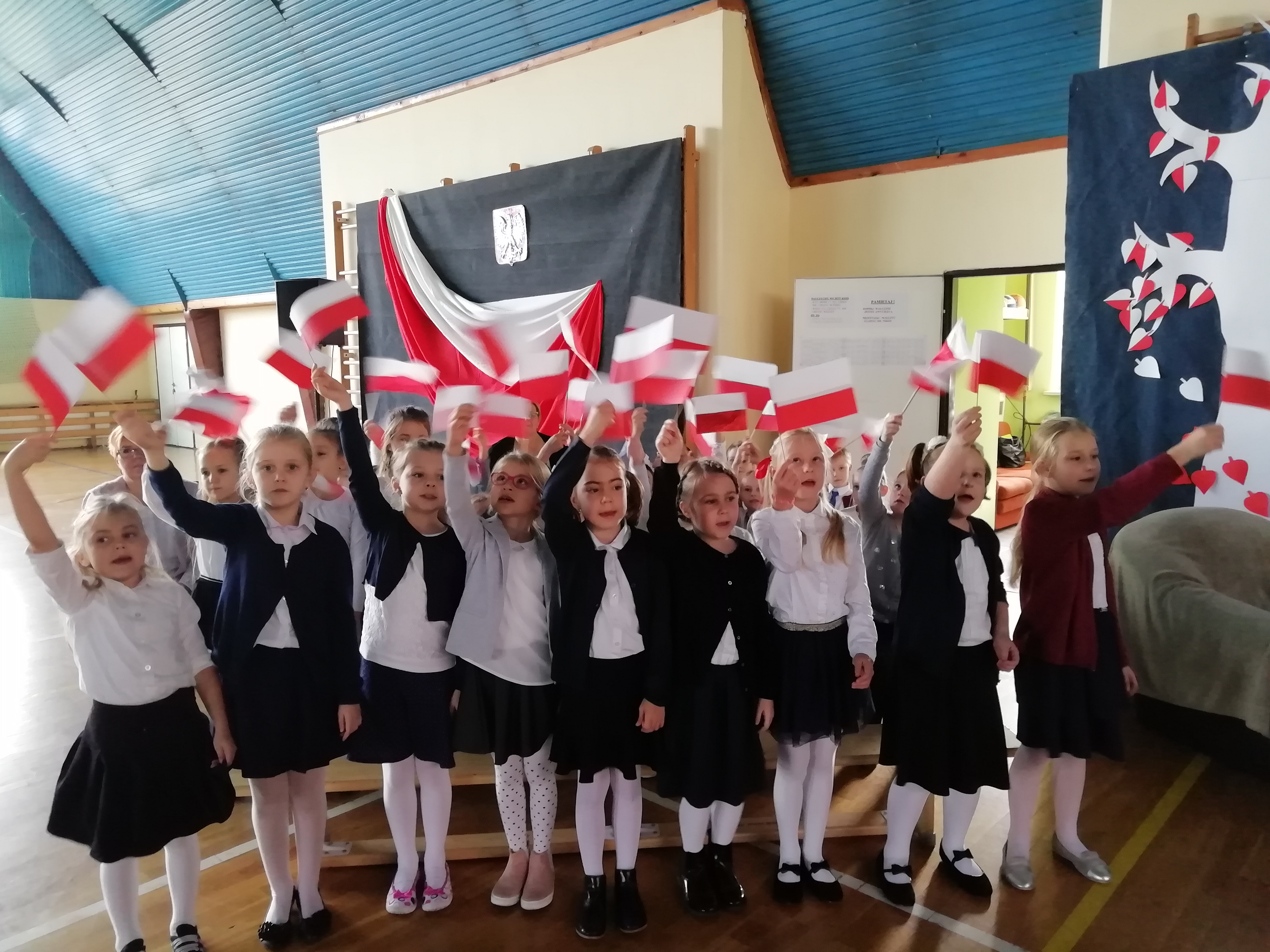 Szkoła Podstawowa Nr 13 Skarżysko Szkoła Podstawowa nr 13 im. Józefa Skrzeka w Siemianowicach Śląskich